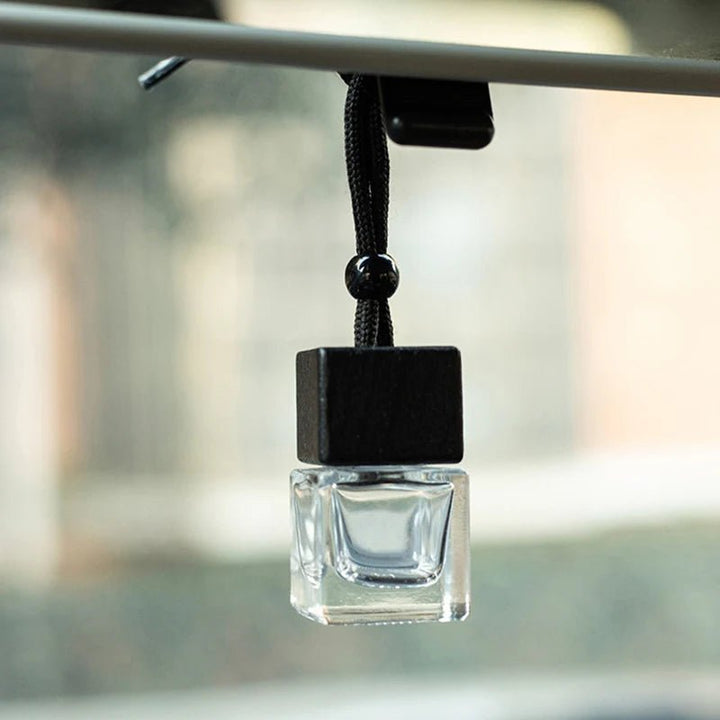 Désodorisant Voiture Mini Bouteille Suspendue - 