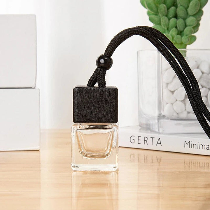 Désodorisant Voiture Mini Bouteille Suspendue - 