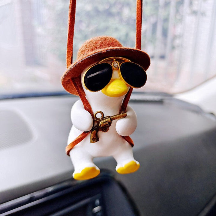Figurine Canard Cowboy Revolver Suspendu - 0