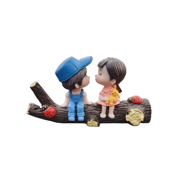 Figurine Ornement Voiture Jeunes Amoureux - 0